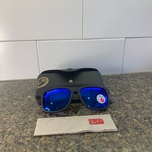 (NWOT) Ray-Ban Justin Color Mix Polarized
